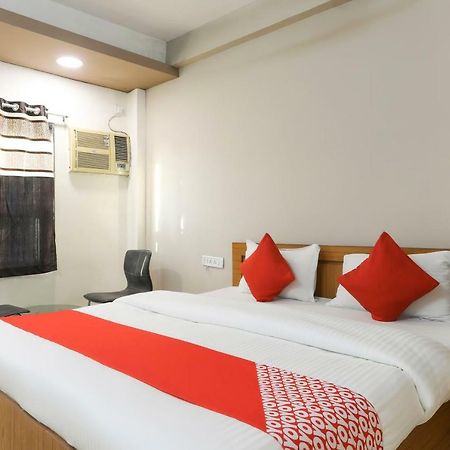 Oyo 43851 Hotel Virasat Mandu Exterior foto