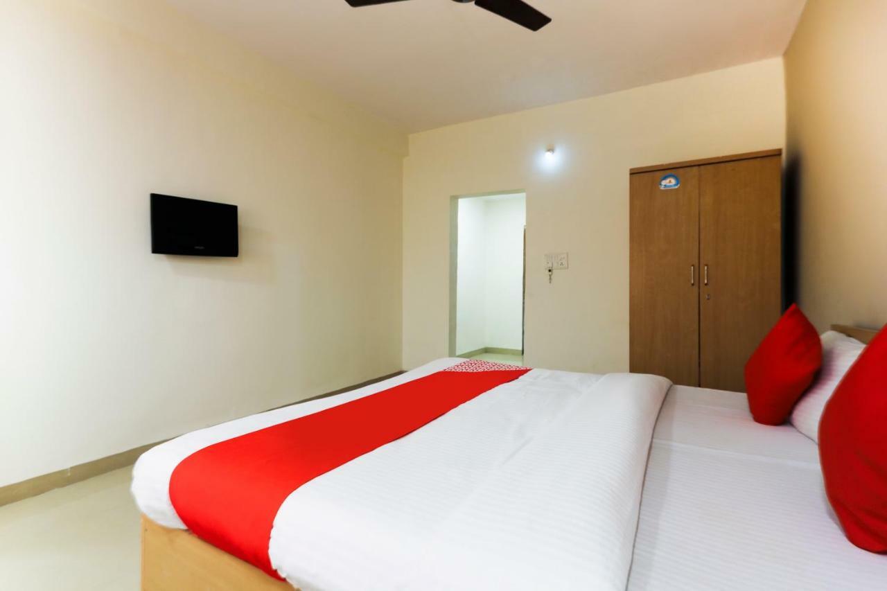 Oyo 43851 Hotel Virasat Mandu Exterior foto