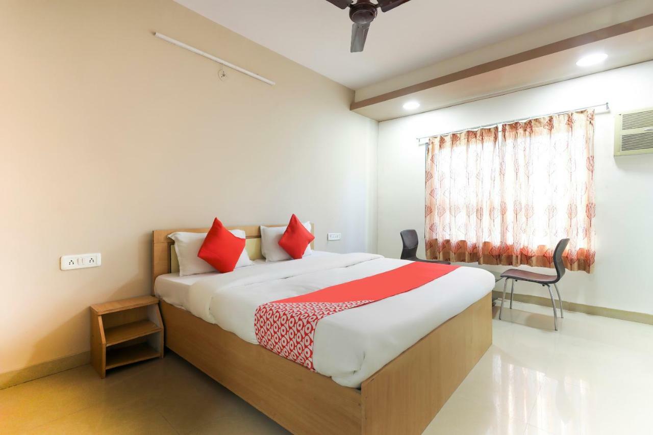 Oyo 43851 Hotel Virasat Mandu Exterior foto