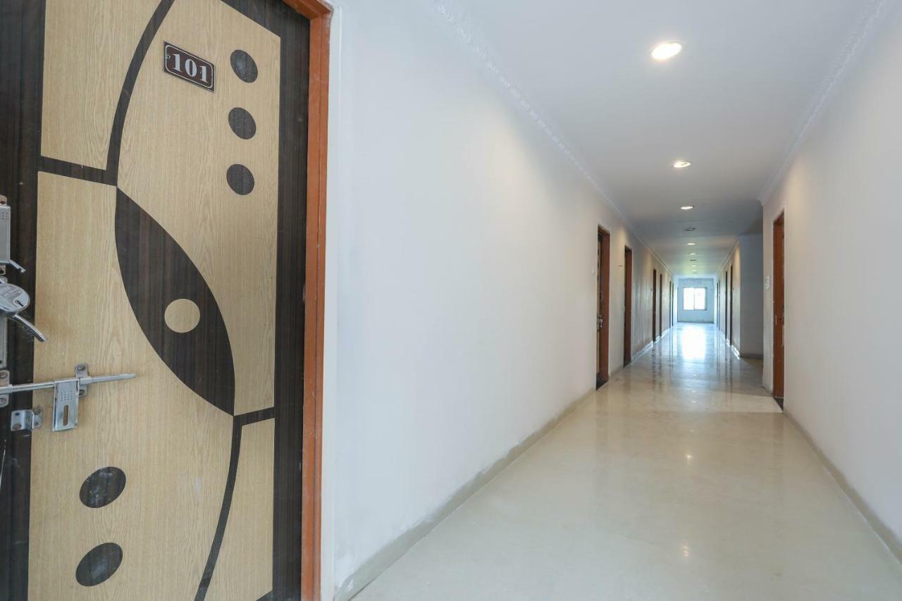 Oyo 43851 Hotel Virasat Mandu Exterior foto